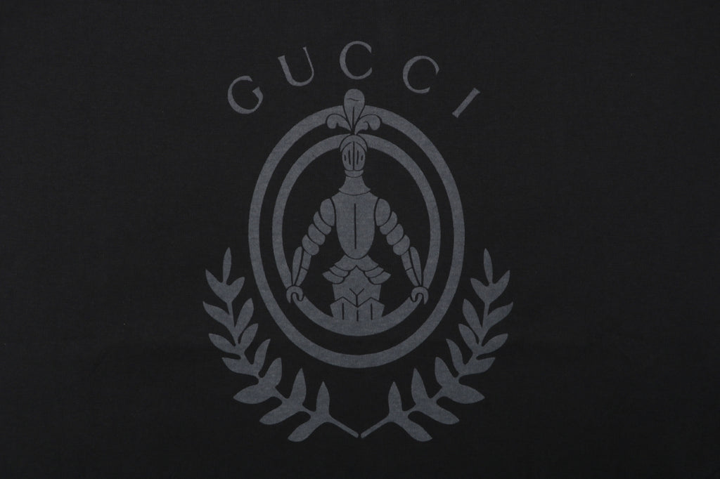 Gucci Laurel Wreath Knight Crest Logo Graphic Short Sleeve Tee Black