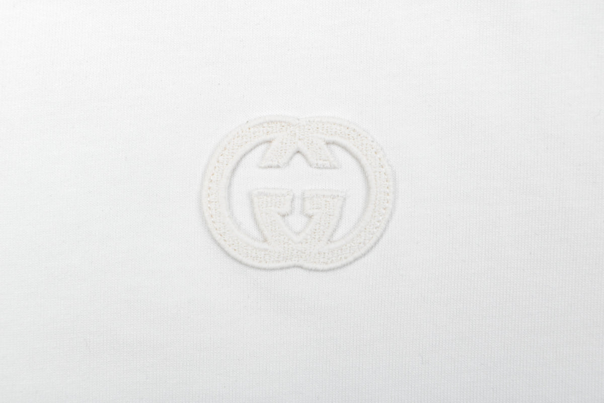 Gucci Centered Tonal Interlocking G Jacquard Embroidery Long Sleeve T-Shirt | White