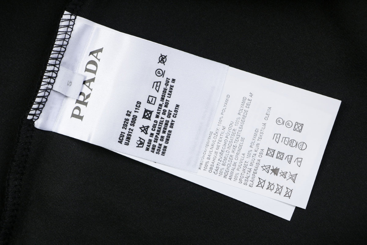 Prada Re-Nylon Sleeve Zip Pocket Triangle Logo Crew Neck Sweatshirt | Black | PRA-NY-SLV-ZIP-PKT-TRI-LGO-CN-SWT-BLK