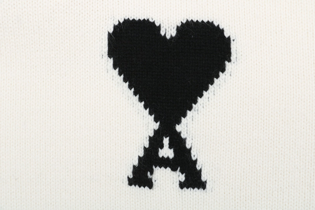 AMI 25FW Heart Emblem Polo Sweater in Cream
